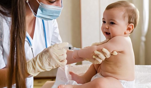 Bebeklerde aşı takvimi